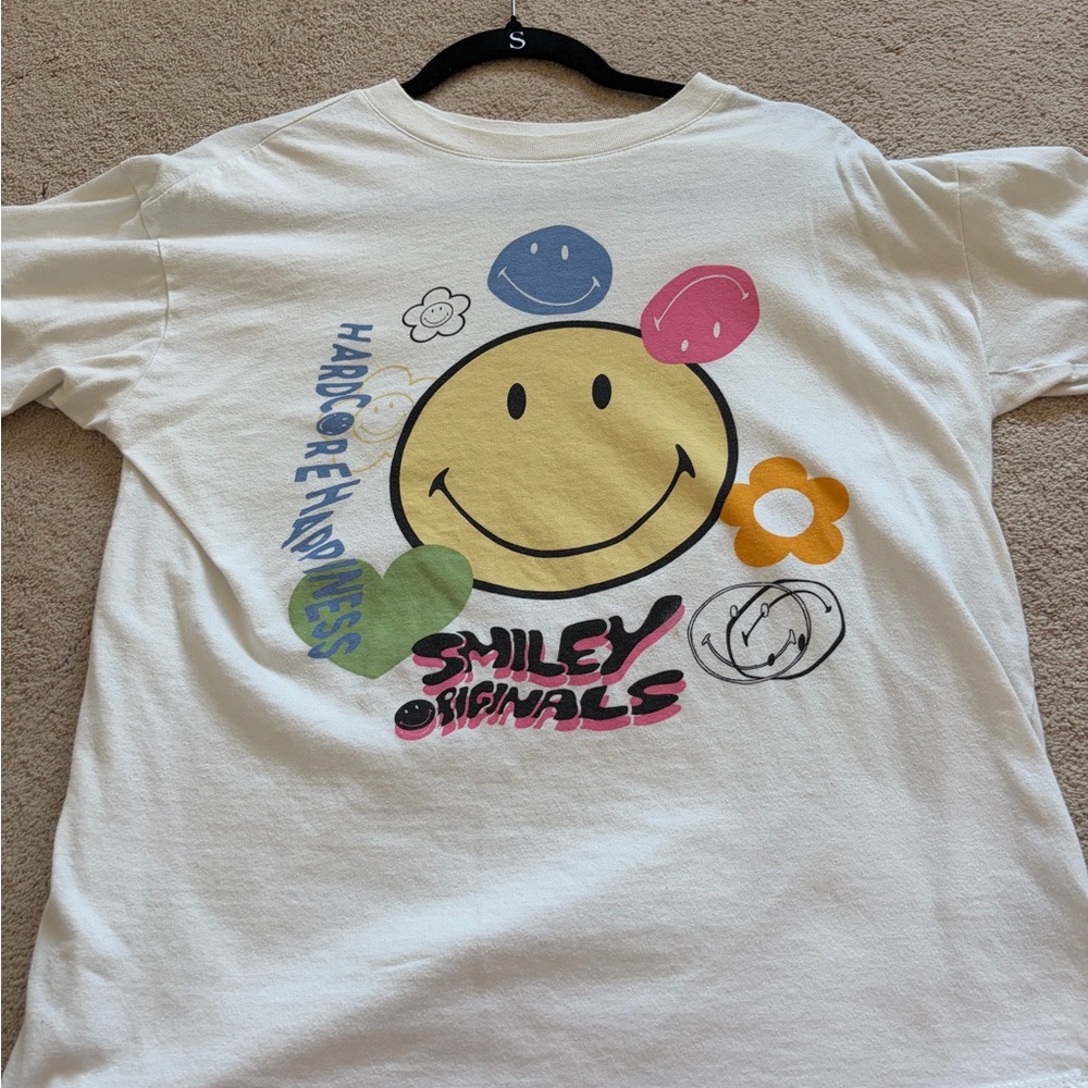 Cotton On White Smiley Graphic Tee XS